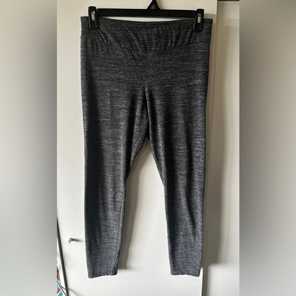 Time and Tru Dark Heather Leggings